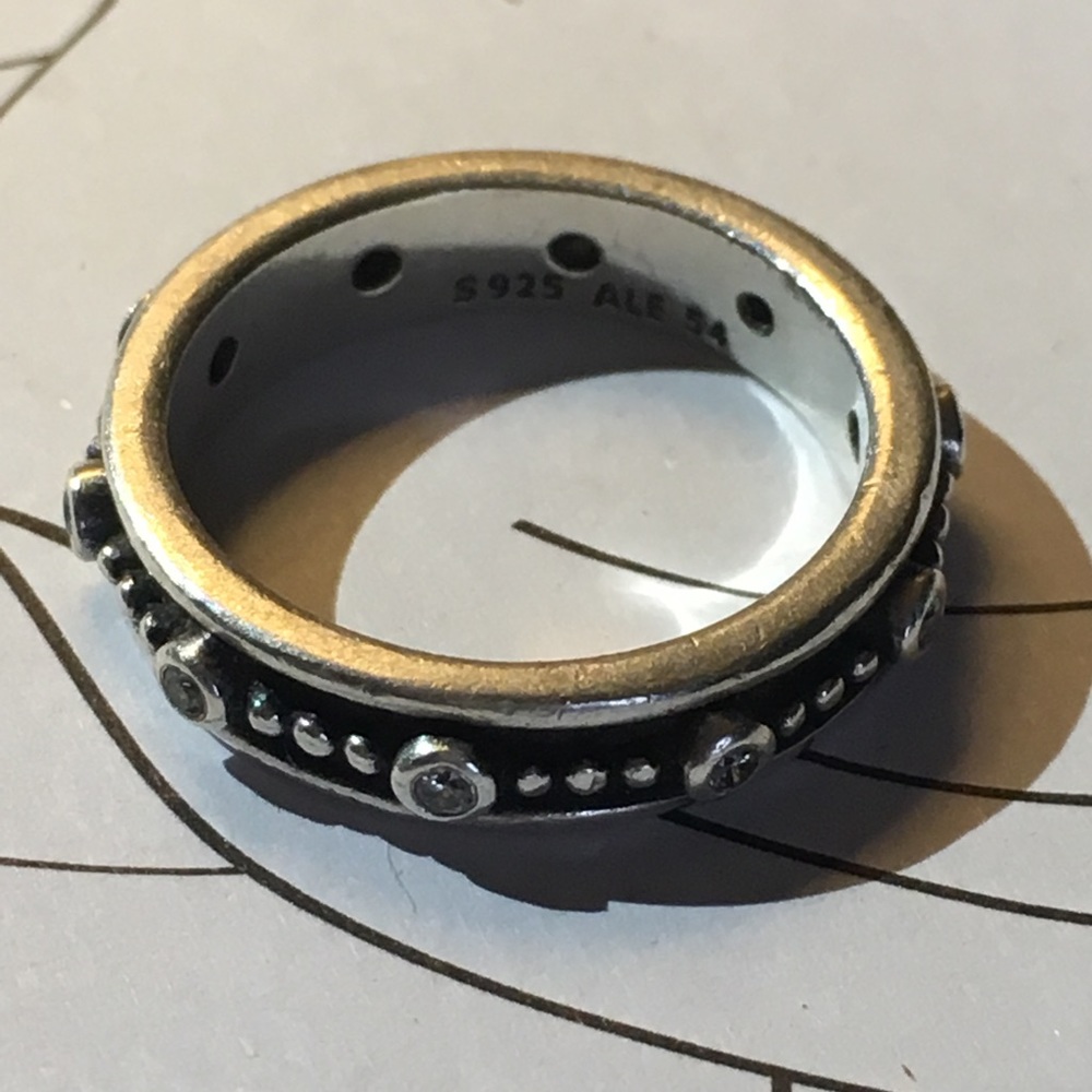 Pandora royalty ring